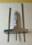 Lufkin 513 Depth gauge, 0-3 inch range, 3 inch wide base, used.